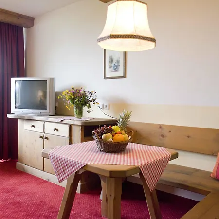 Berghoteltirol 호텔 4*