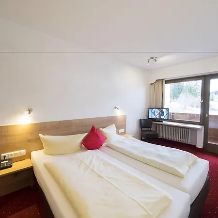 Berghoteltirol 호텔 4*