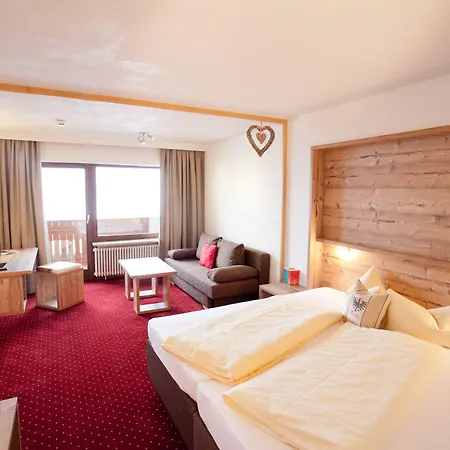 Berghoteltirol 호텔 융홀츠