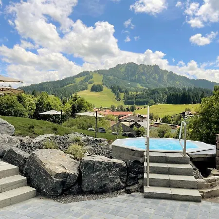 ホテル Berghoteltirol 4*