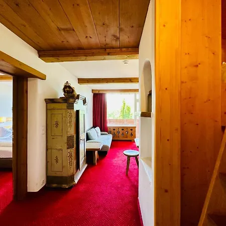 Berghoteltirol ホテル 4*